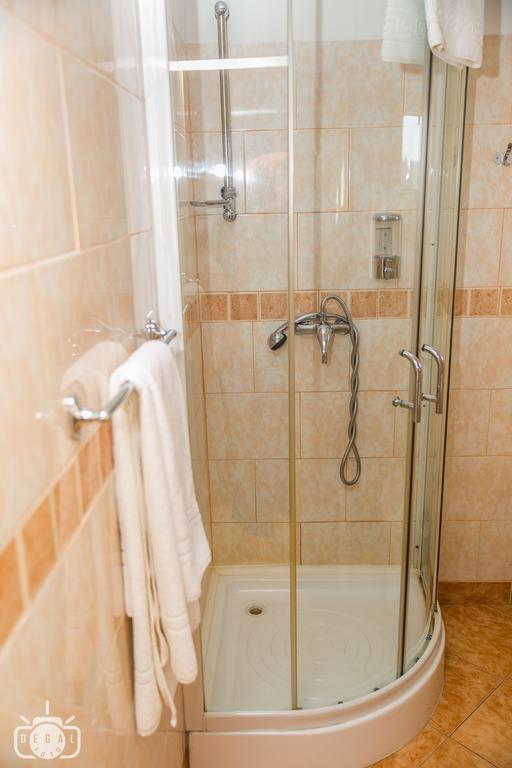 Villa Tamara Bukarest Zimmer foto